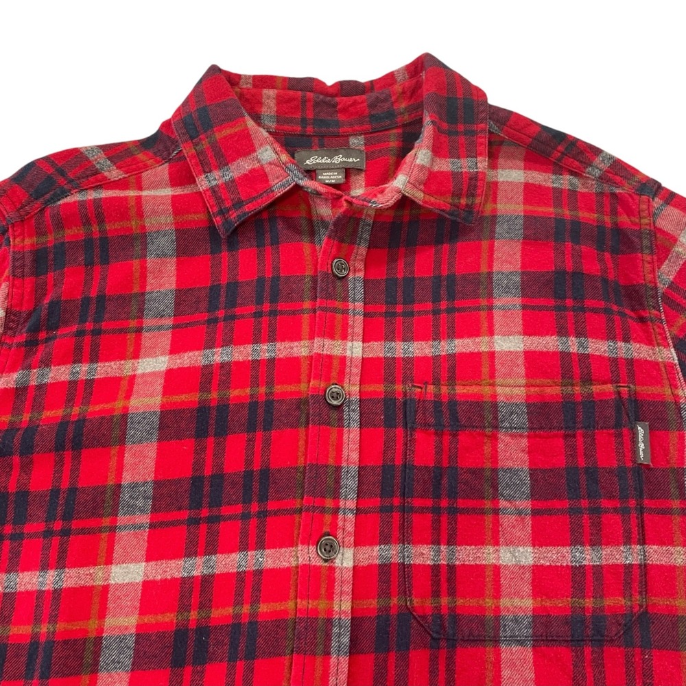 Eddie Bauer Mens Red Plaid Flannel Button Up Shirt Size Medium 100% Cotton - Picture 1 of 6